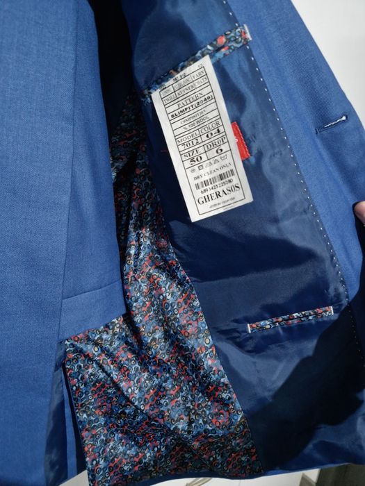 Vând costum bărbătesc Seroussi - Gherasos