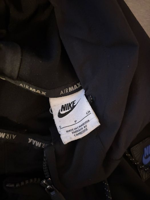 Продавам два екипа