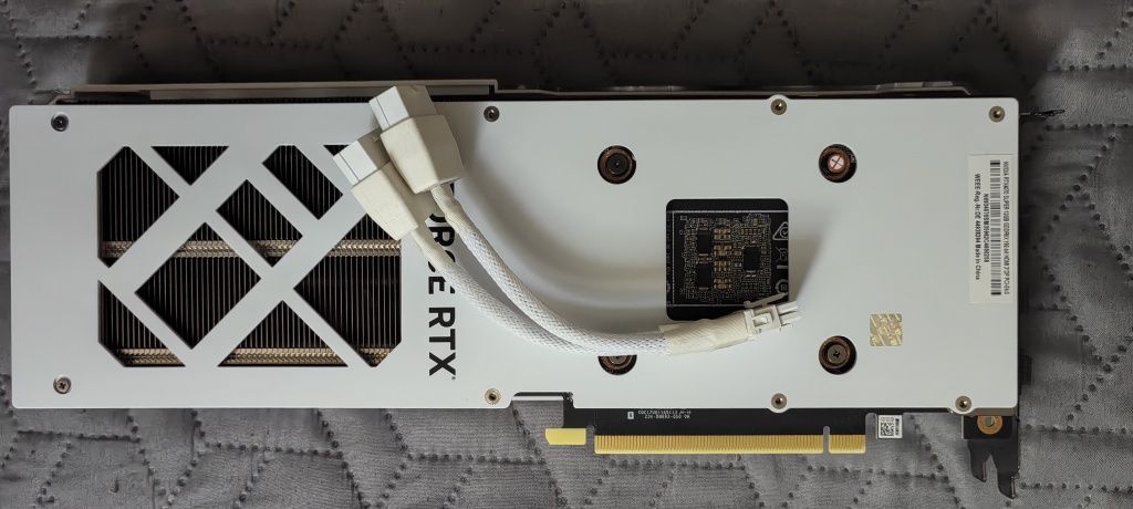 Продам видеокарту RTX 4070