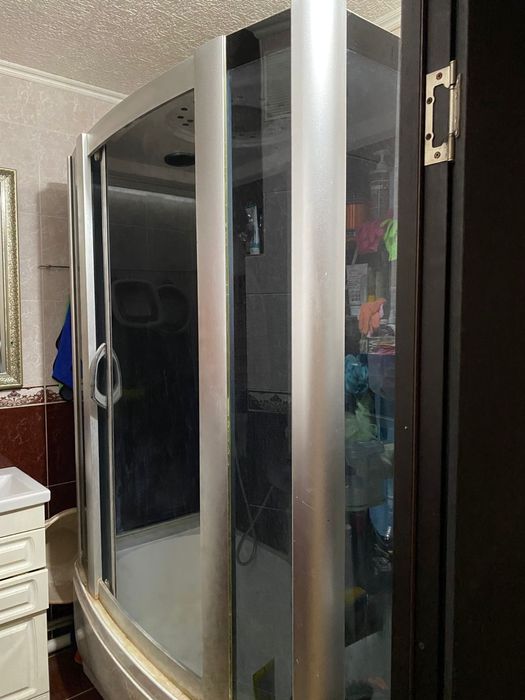 Продам душевую кабину