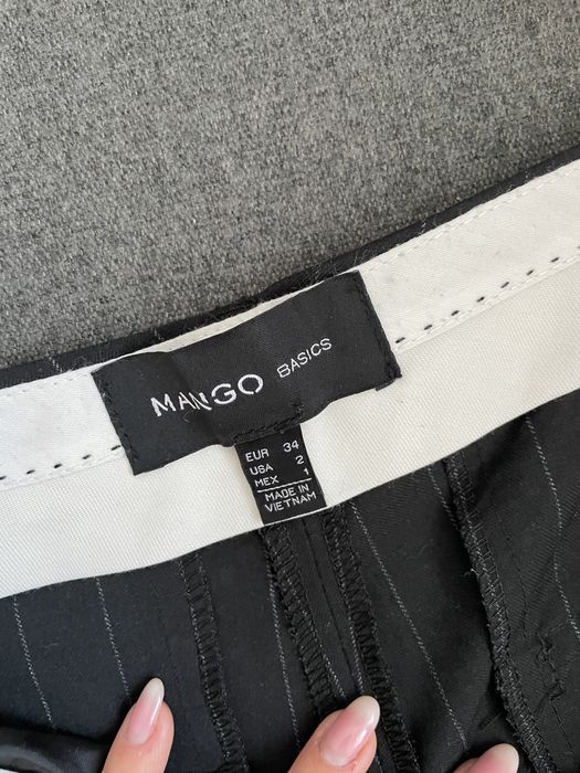 Pantaloni office Mango