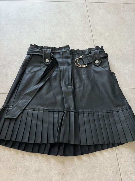Кожена пола Zara