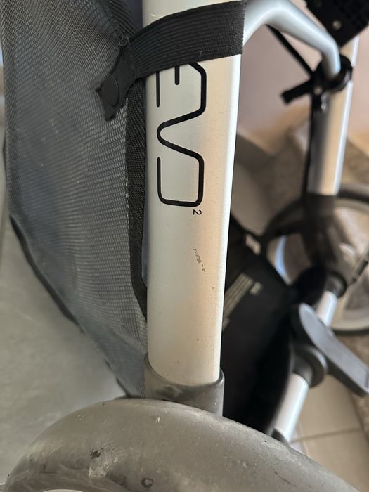 Mutsy Evo количка + подаръци (дъждобран, чувалче, аксесоари)