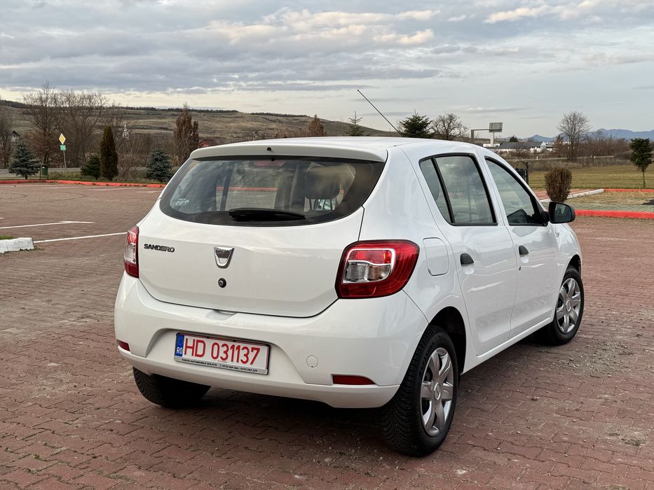 Vând Dacia Sandero 1.2 Benzină 75 CP 78.000 Km Euro 5 Unic Proprietar