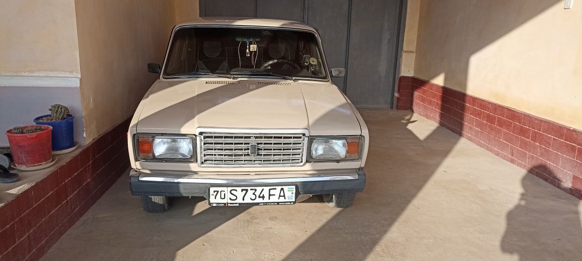 Vaz 21-07 sotiladi