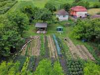 Gradina, teren intabulat