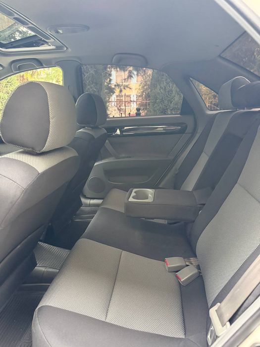 Kraskasi 100% toza. Gentra Avtomat karobka. 50.800 KM.