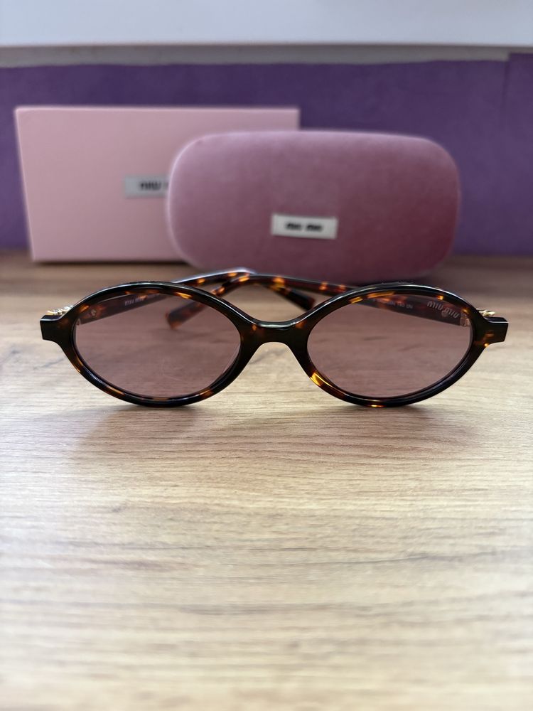 Слънчеви очила Miu Miu