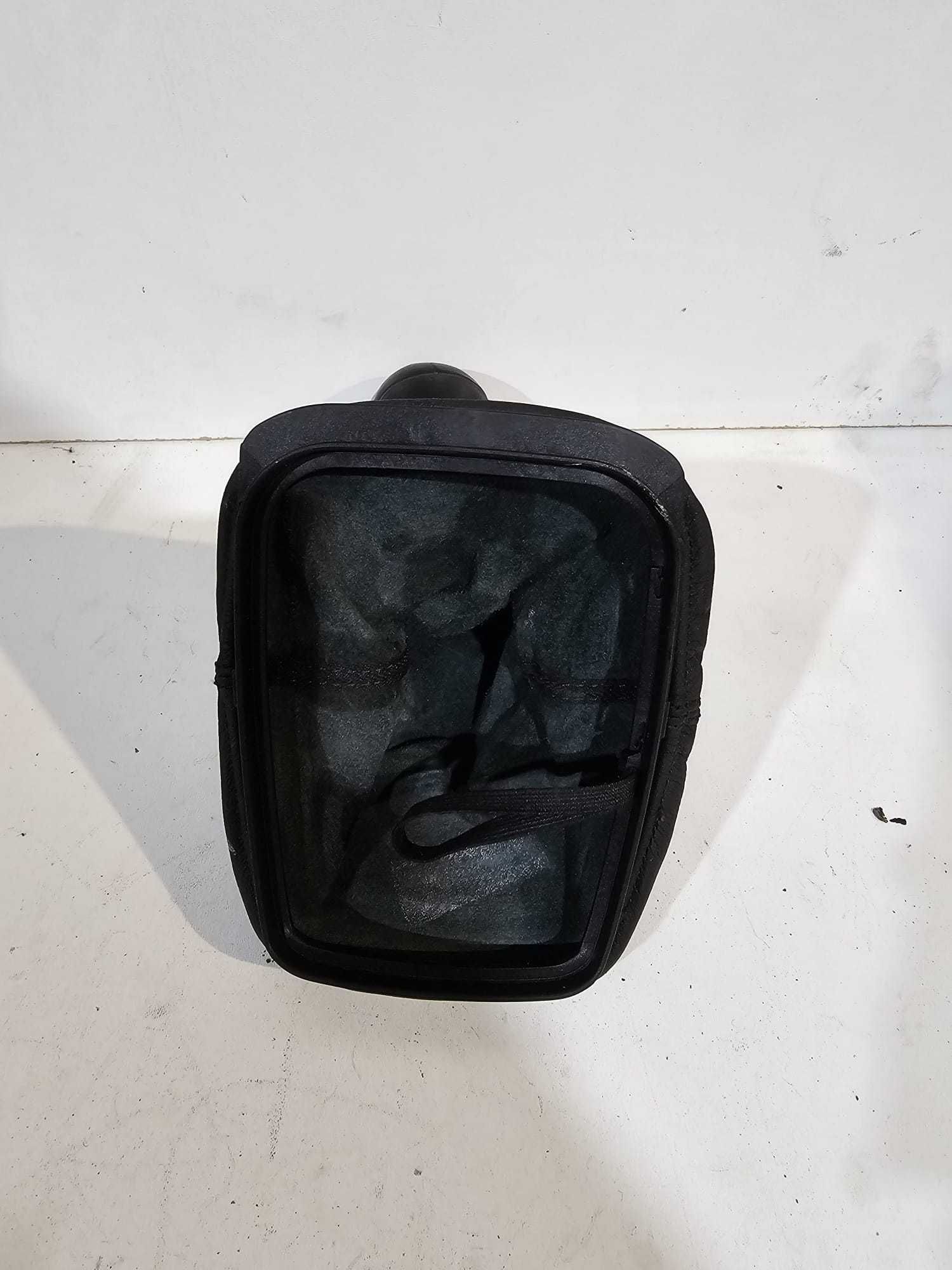 Nuca schimbator viteze + manson piele Volkswagen Golf 4 / Bora