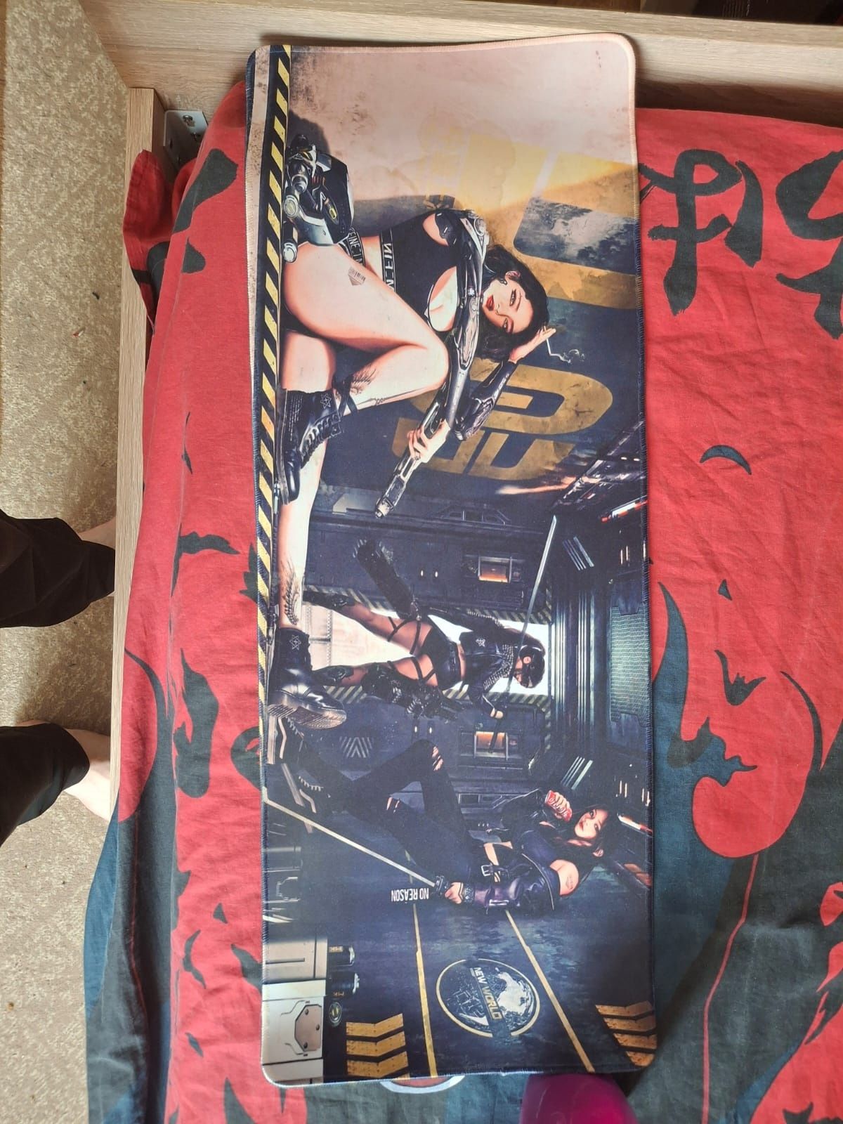 Продам коврик игровой