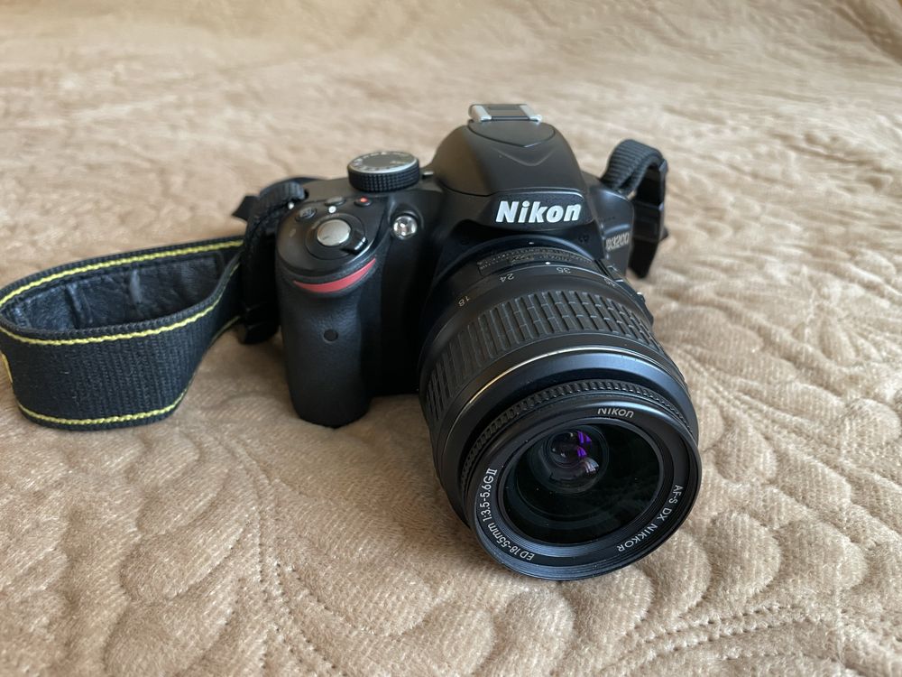 Nikon aparat foto + obiective 18-55 si 55-300