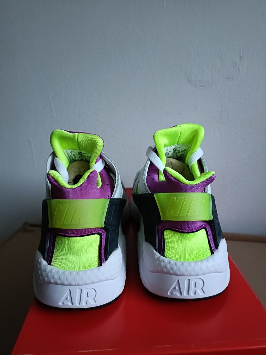Nike Air Huarache номер 35,35.5, 36, 36.5, 37, 37.5, 38