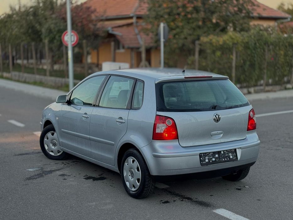 Vând vw polo An 2005
