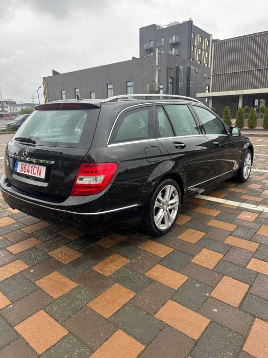 De vânzare Mercedes-Benz C 200 CDI 
BLUEEFFICIENCY