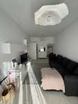 Mobilier ikea (canapea, consola TV, biblioteca, comoda)