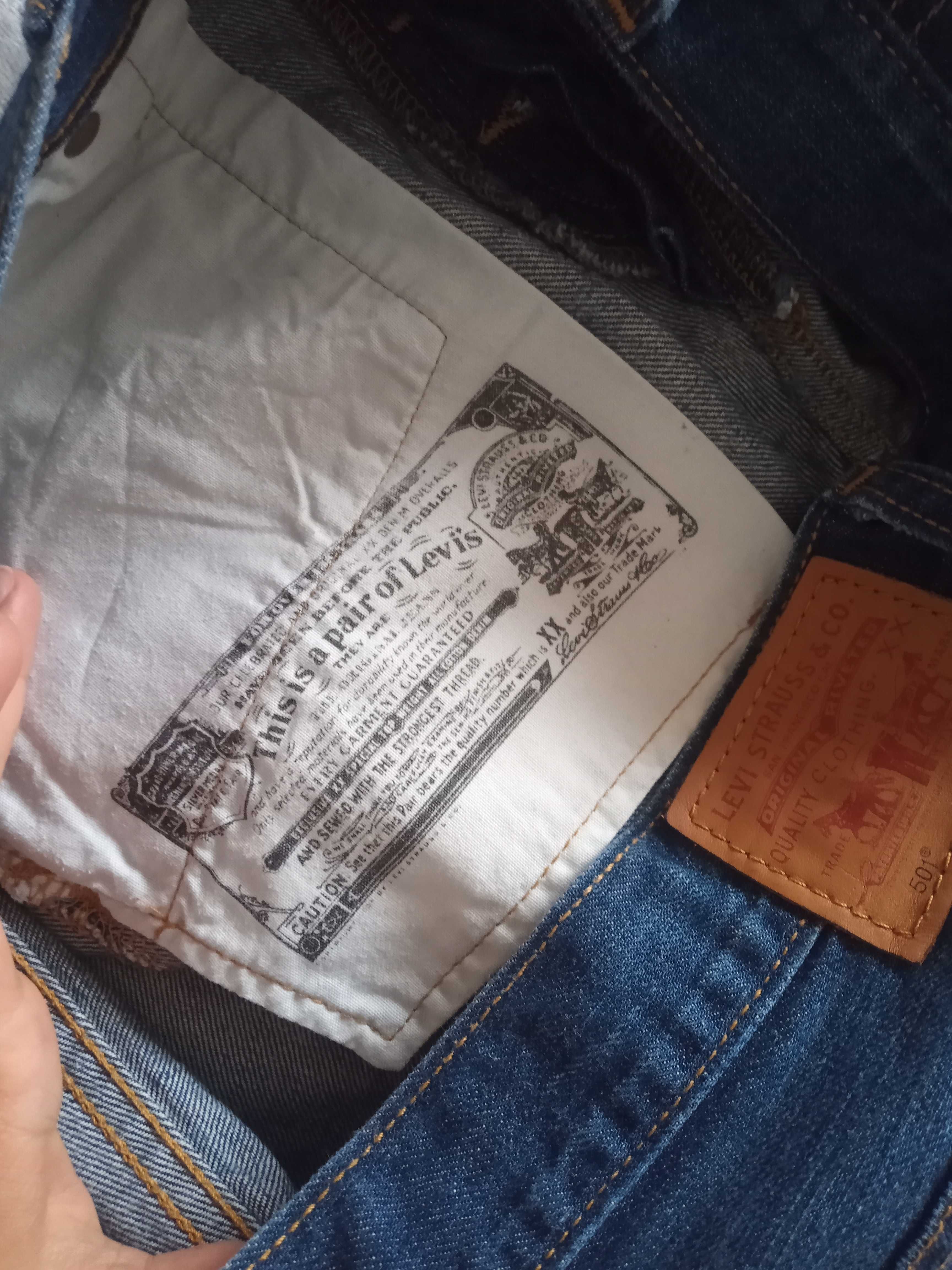 Лот дамски къси дънкови панталонки 40/L - Zara, Levi's и други