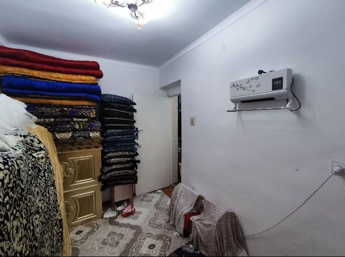Srocha 3 xonalik Kvartir 
 KVARTIRA SOTILADI 
 3 XONALI – keng va shin