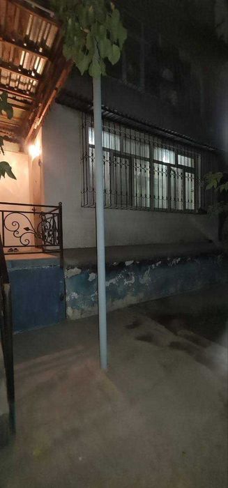 Продается 2-комнатная квартира, Юнусабад-13, ориентир Ахмад Дониш