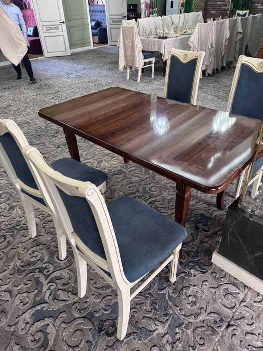 Stol stul sotiladi srochno