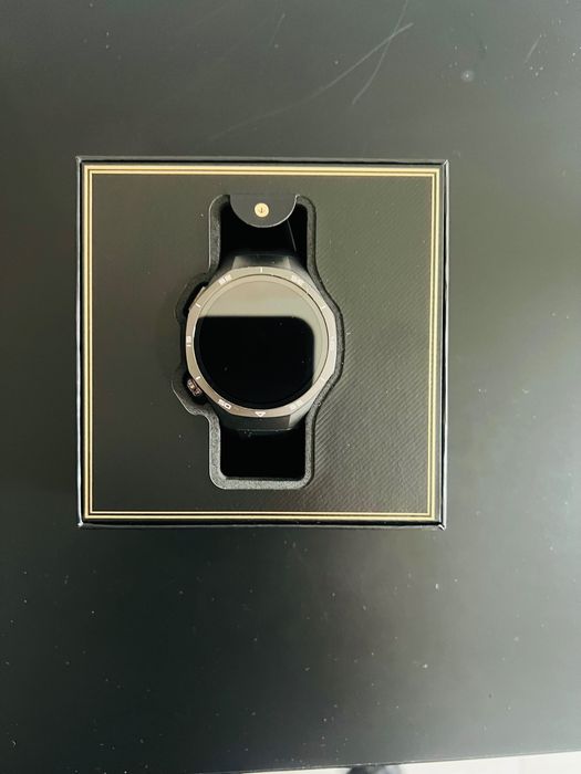 PREDARE PERSONALA.Vând smartwatch Huawei GT 5 PRO