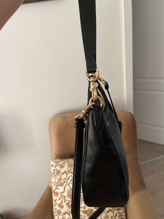 Продавам чанта Coach, естествена кожа