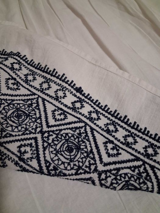 Bluza si fusta  model traditional masura M/L