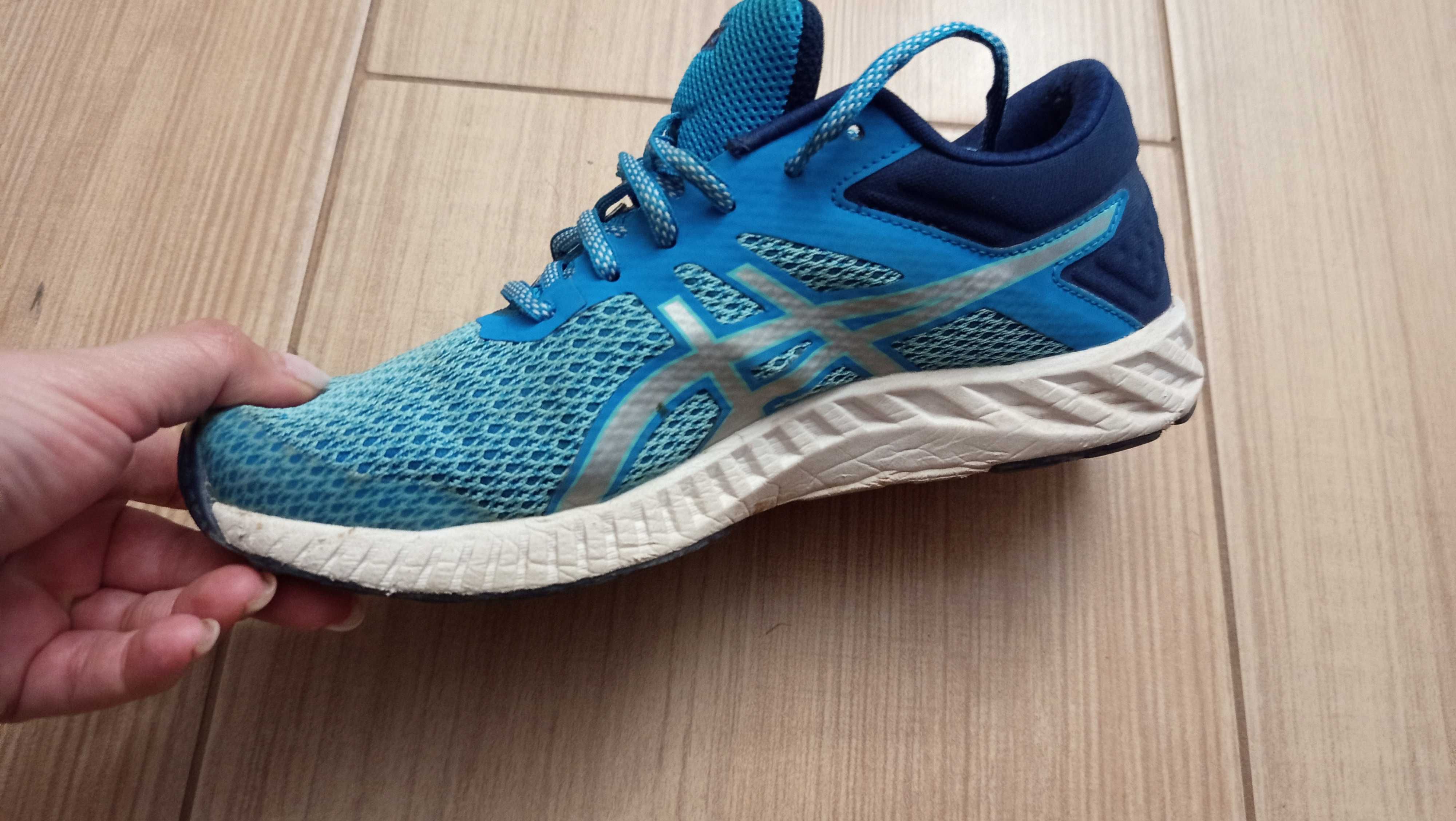 Дамски маратонки Asics