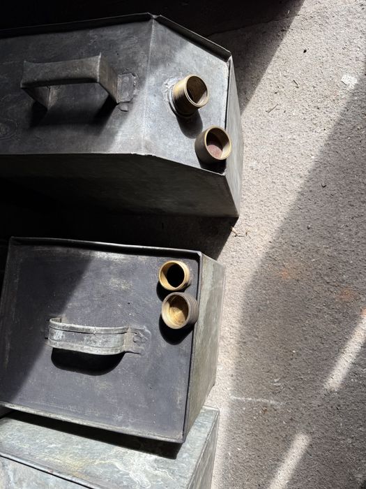 Canistră , modele diferite