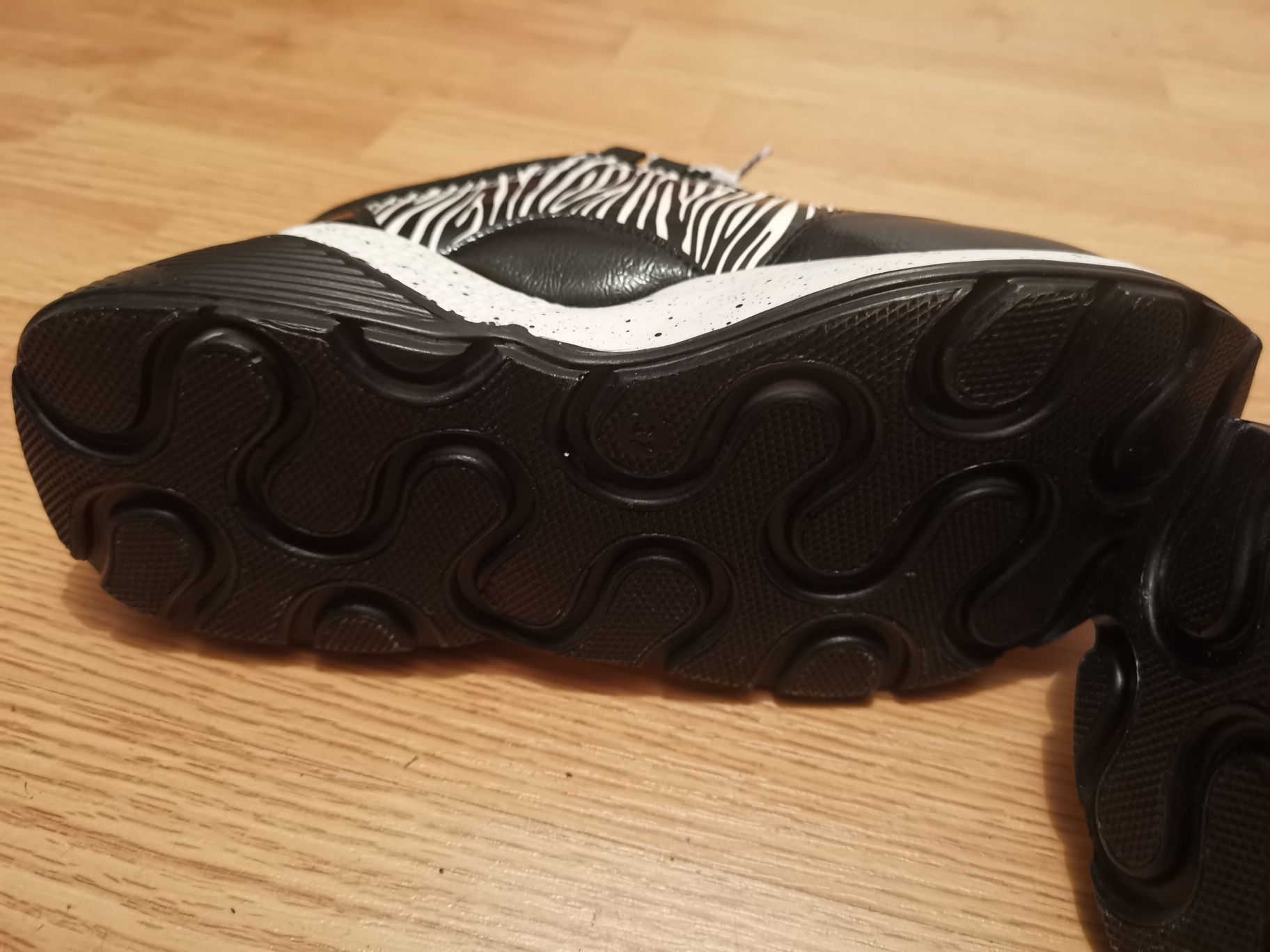 Pantofi piele Tezeus noi 37
