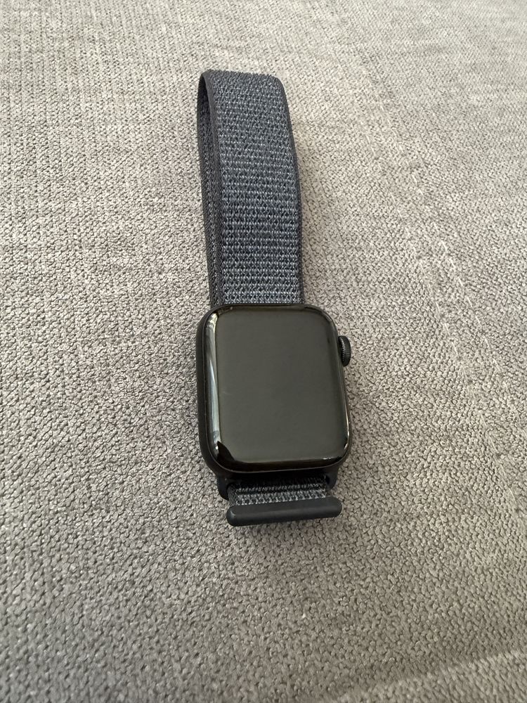 Vand Apple Watch SE 2+Cellular 40mm