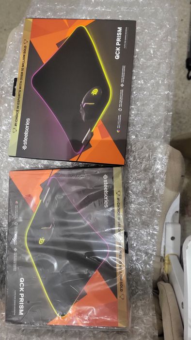 Steelseries QCK Prism RGB подложка за мишка чисто нова 2бр