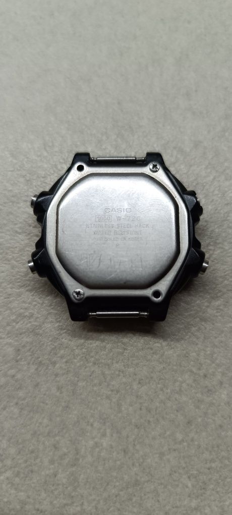 Ceas vintage Casio W-726 din 1986