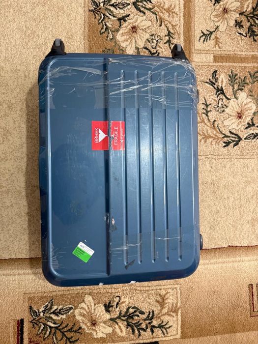 Продам Чемодан Америка туристер