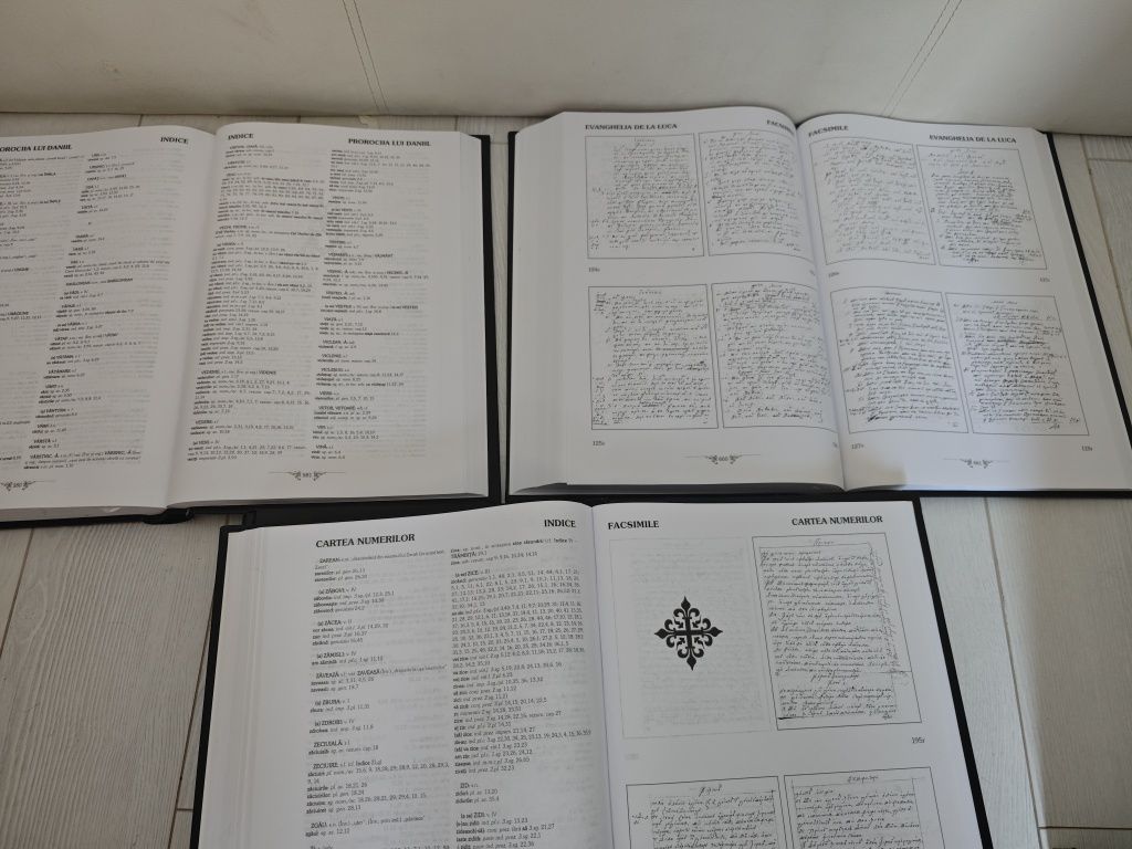 Set Biblia Vulgata, Blaj 1760-1761, Academia Română, 2005, 5 vol,NOU