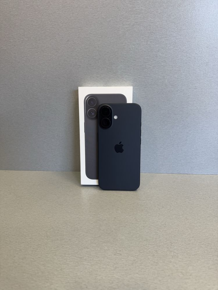 Продавам НОВ iPhone 16 0 цикъла