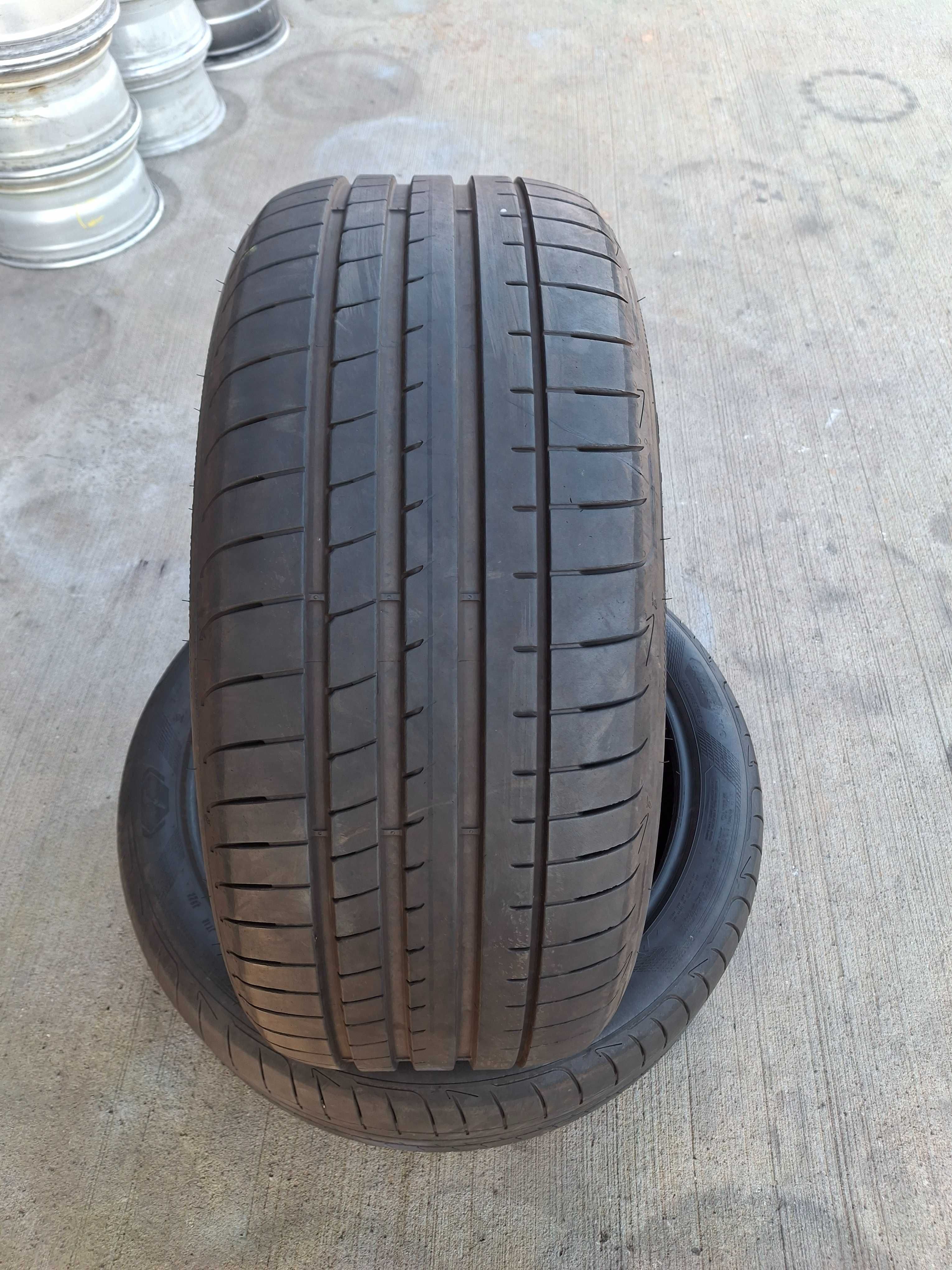 2бр. летни гуми 265/40/21  Goodyear като нови DOT 3822