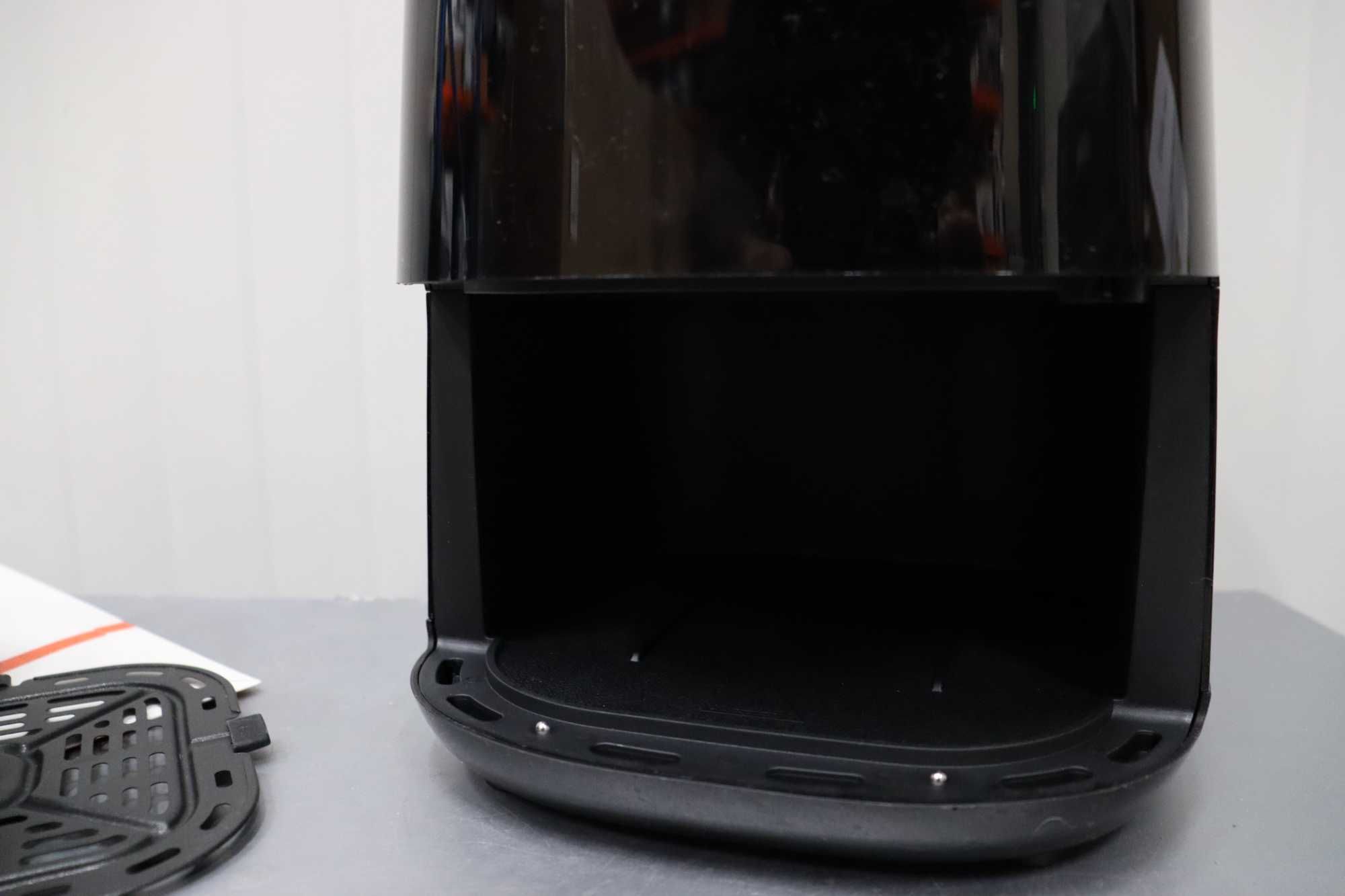 Air Fryer COSORI с горещ въздух 2л, 75-205C, 30 онлайн рецепти, 900W