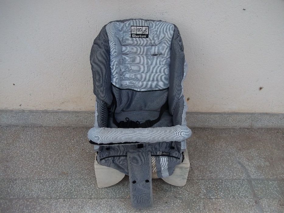 Детски детско бебешки бебешко кошче кошчета столче столчета за кола