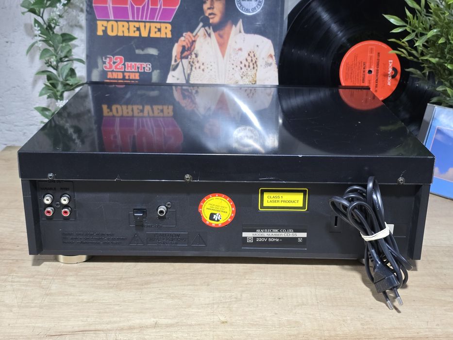 Cd player AKAI CD-55, ieșire opticala,  hifi audio stereo retro.