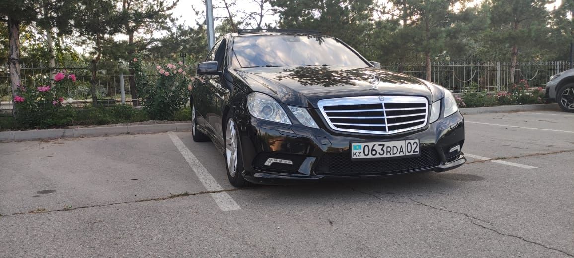 Трансфер аэропорт, Прокат аренда с водителем Mercedes E-class  от 7500