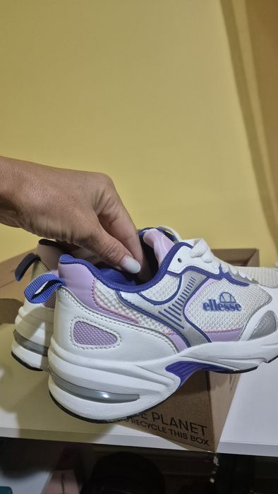 Adidasi Ellesse dama