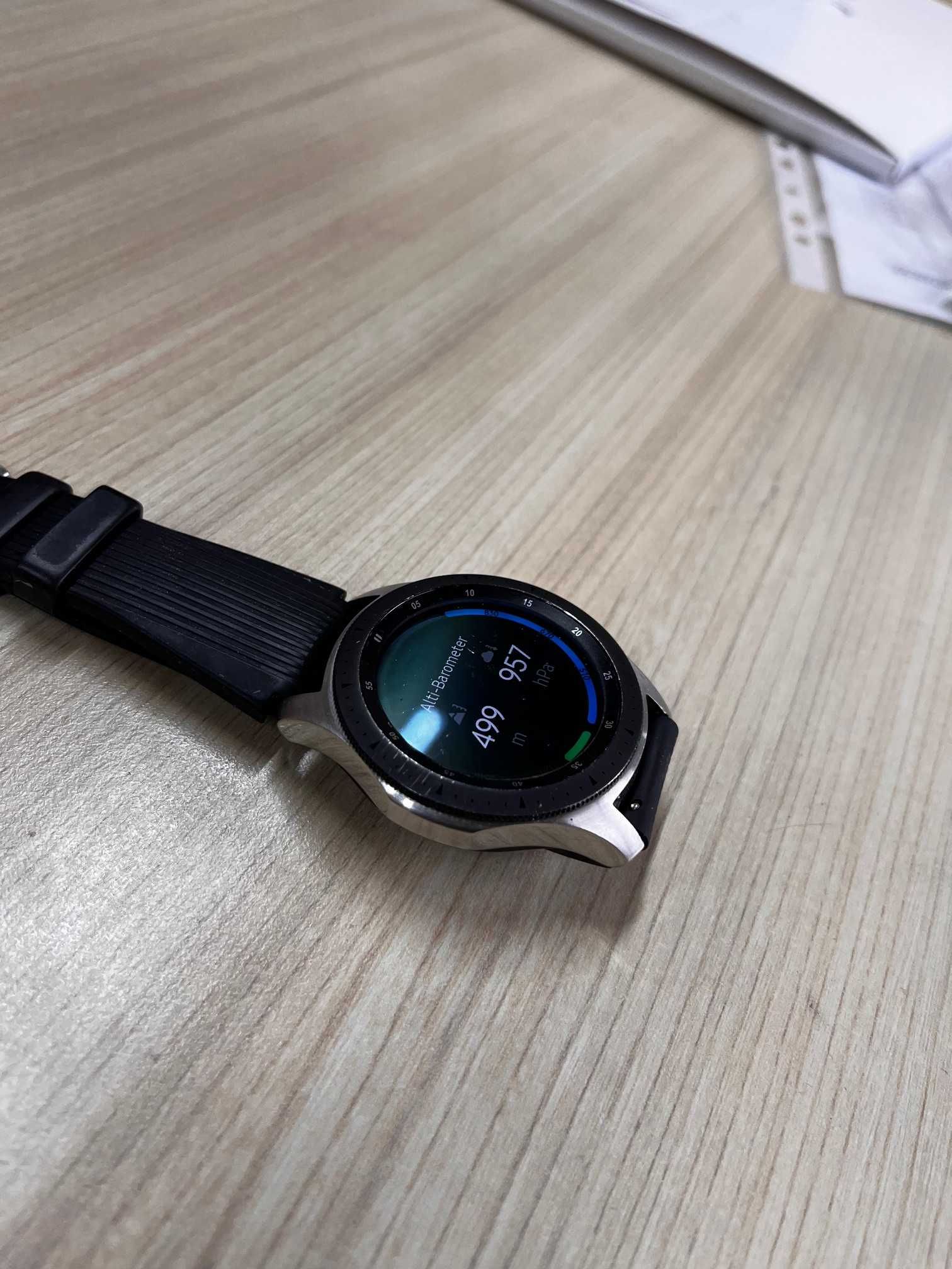 Смарт часовник SAMSUNG Galaxy Watch