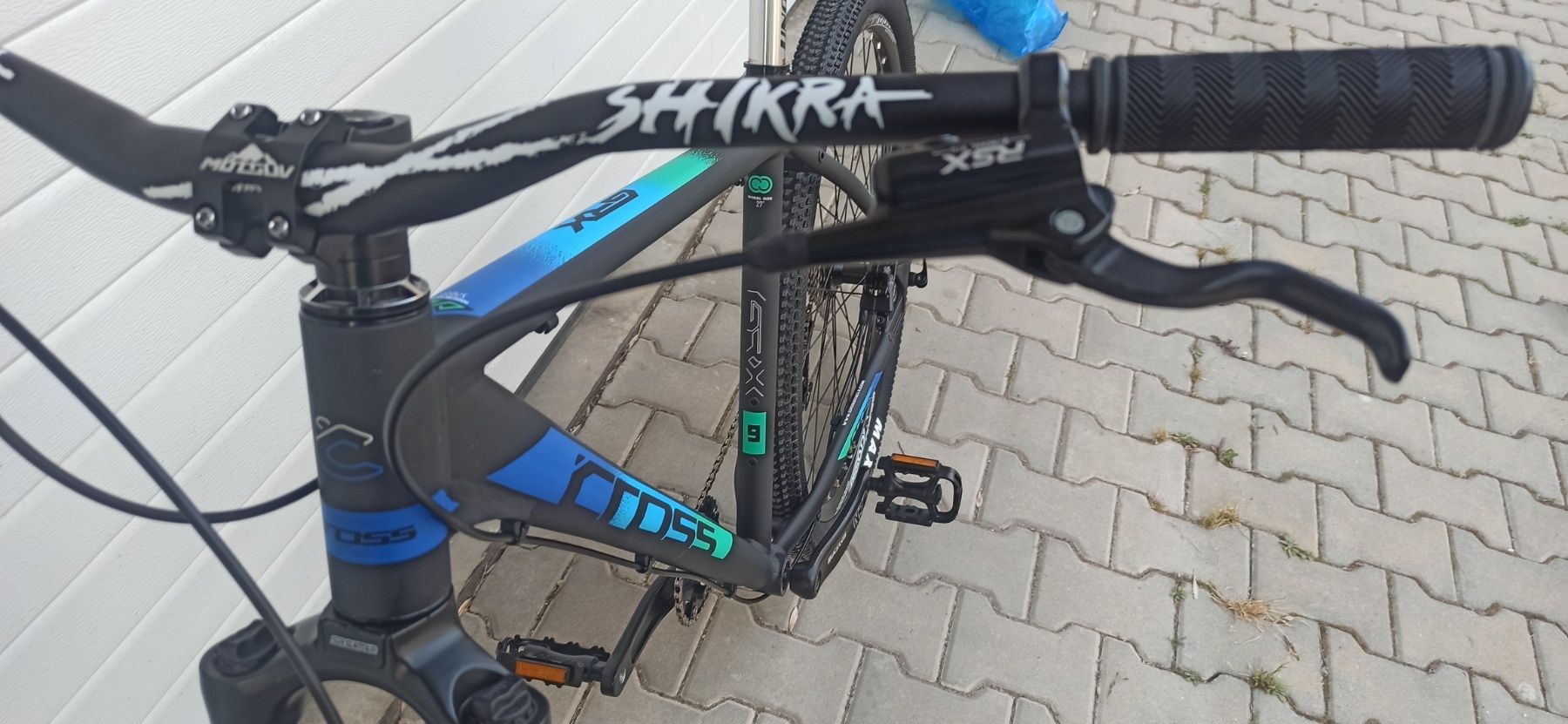 Велосипед 29 цола CROSS GRX 9 L 51см 800мм 1х9 2 хидравлични спирачки