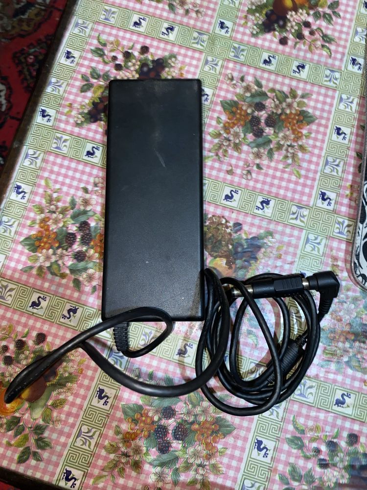 Kompyuter noutbok