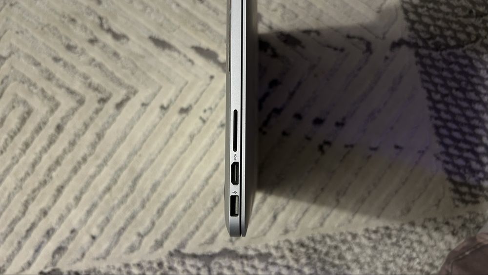 MacBook Pro (15”, Mid 2015, Retina)