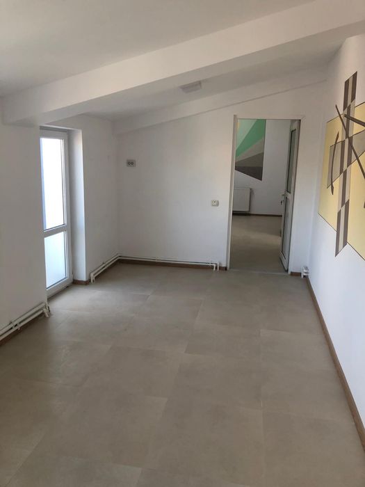 Inchiriez spatiu in Craiova