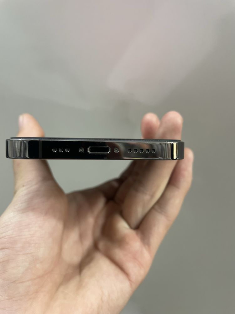 Iphone 12 pro holati ideal iwlashi zor