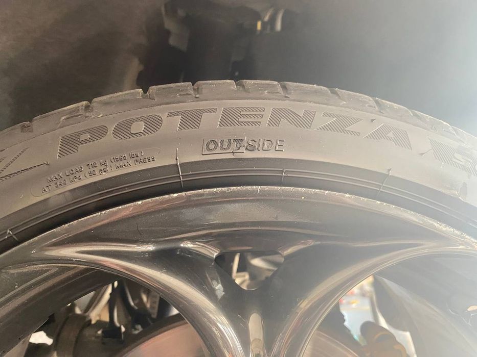 Гума Bridgestone Potenza 225/40 R19