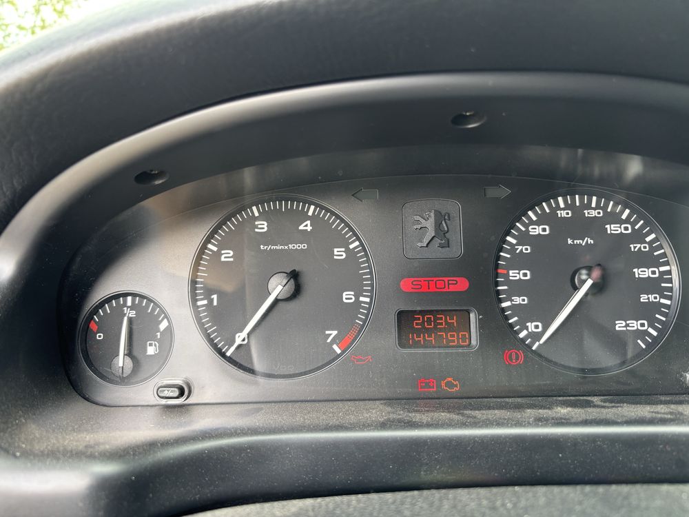 Peugeot 406 din 2001