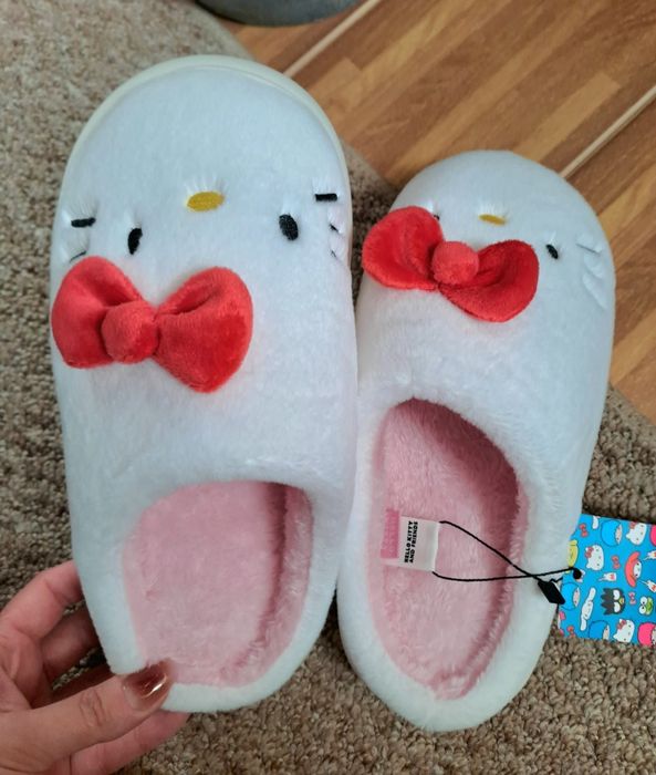 Papuci hello kitty sanrio papuci de casa noi